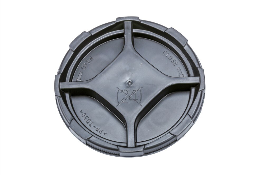 GM Genuine Parts Headlamp Bulb Access Cover