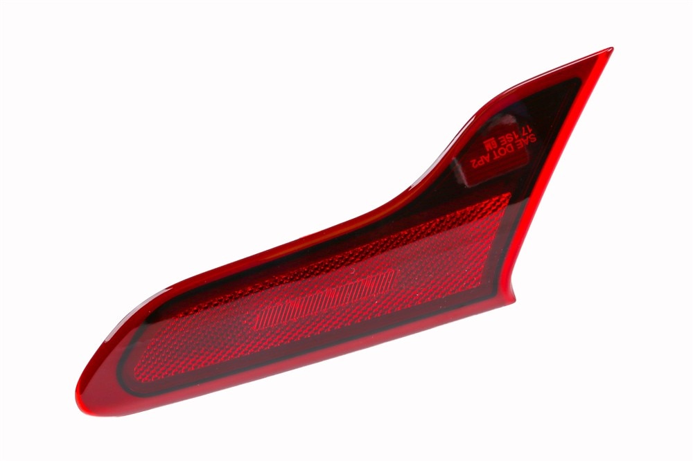 GM Genuine Parts LED Passenger Side Rear Body Structure Auxiliary Signal Lamp