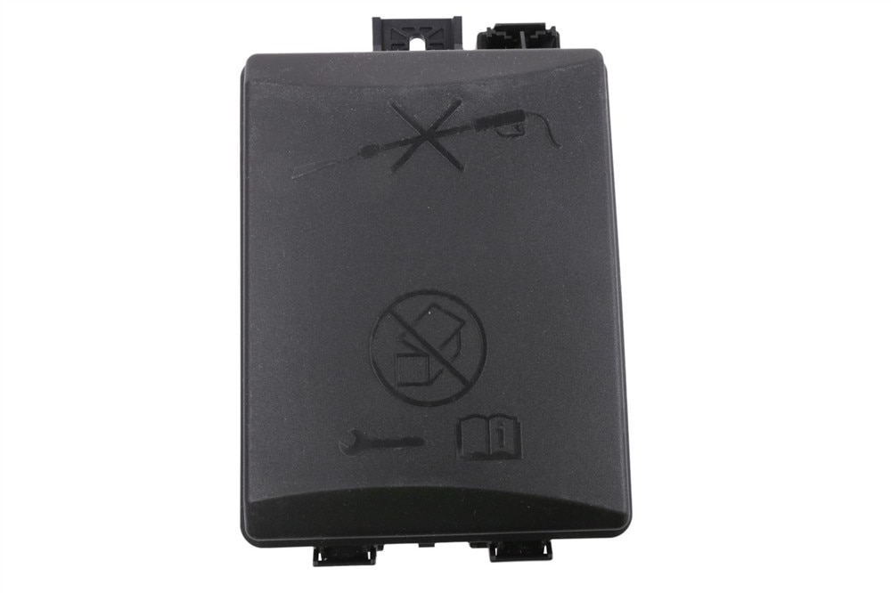 GM Genuine Parts Front Compartment Fuse Block