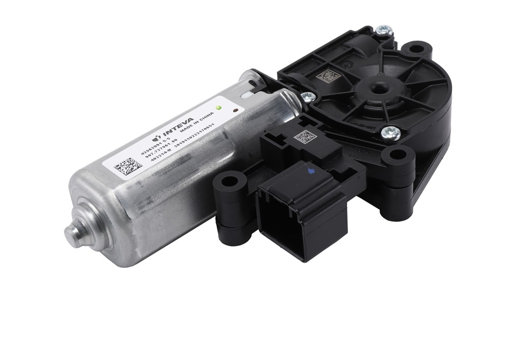 ACDelco GM Original Equipment Sunroof Sunshade Motor with Control Module