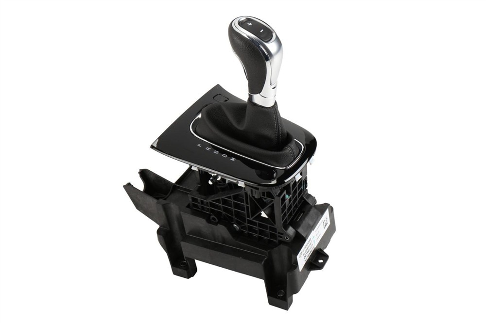 GM Genuine Parts Piano Black Automatic Transmission Control