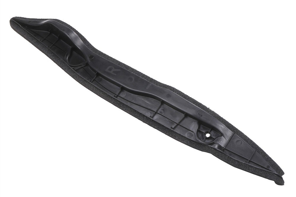 GM Genuine Parts Front Passenger Side Fender Insulator