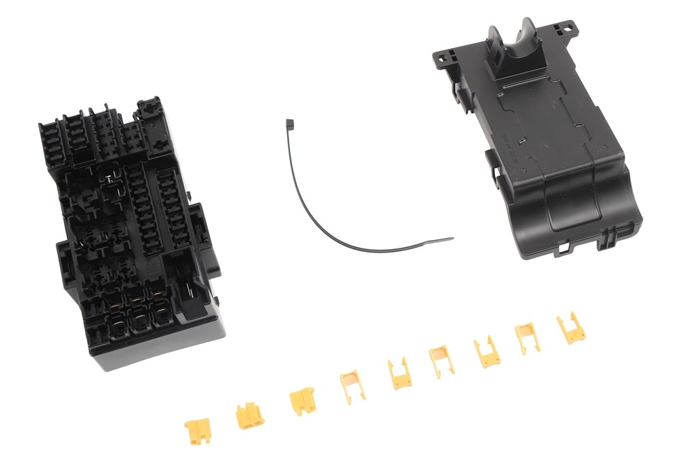 GM Genuine Parts Instrument Panel Wiring Harness Junction Block