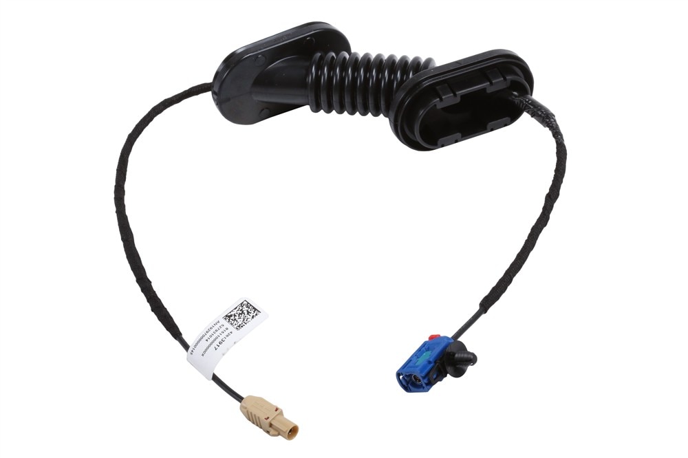 GM Genuine Parts Rearview Camera Cable