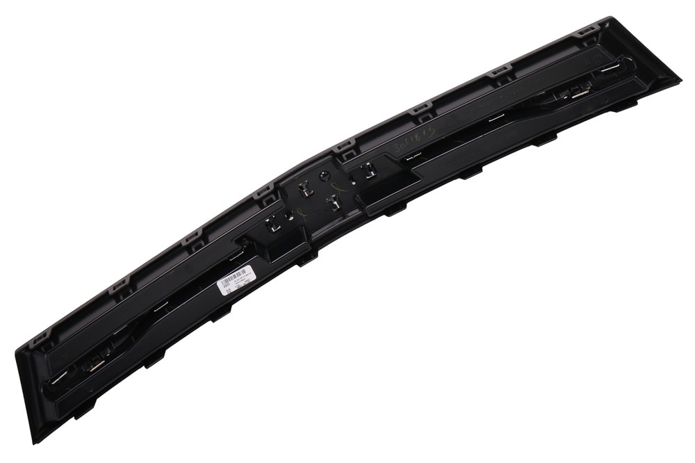 GM Genuine Parts Front Upper Grille