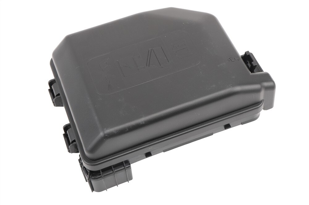 GM Genuine Parts Engine Wiring Harness Junction Block