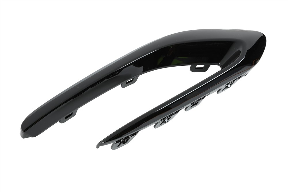 GM Genuine Parts Rear Passenger Side Bumper Fascia Molding