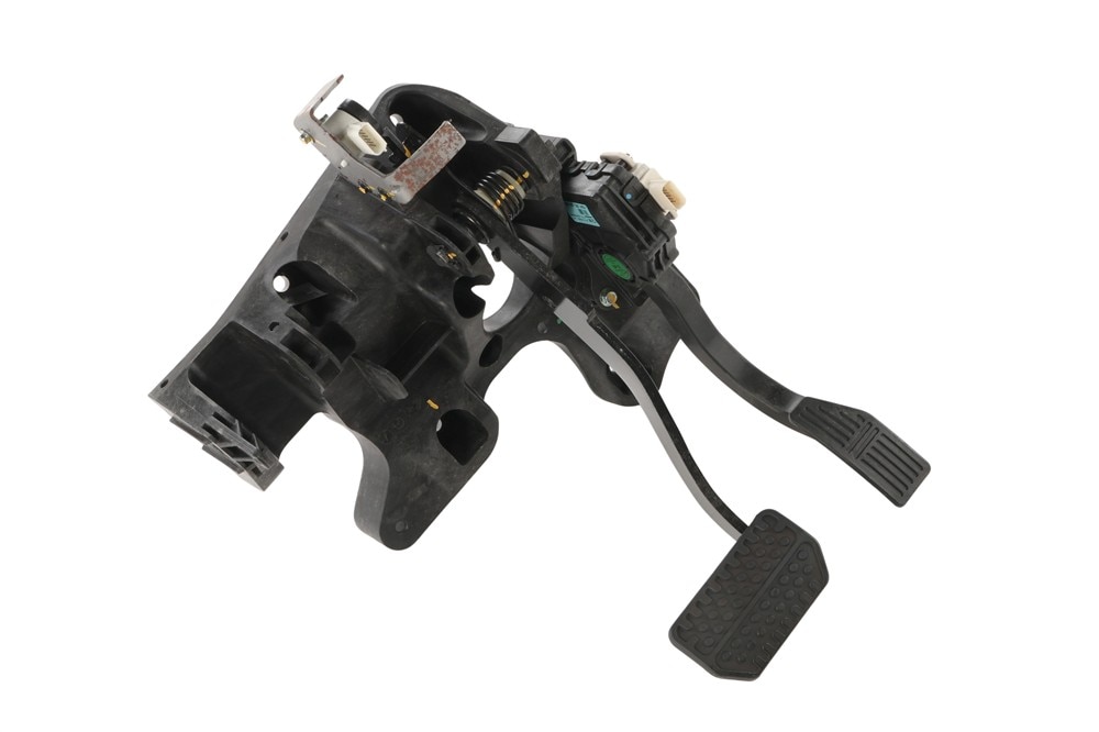 GM Genuine Parts Accelerator and Brake Pedal Set