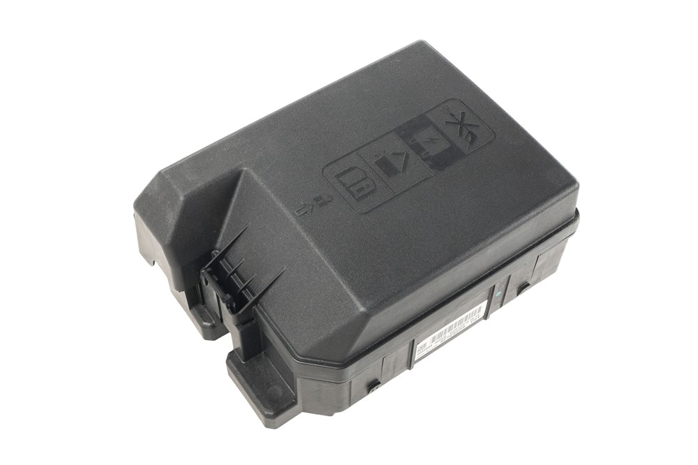 GM Genuine Parts Engine Wiring Harness Junction Block