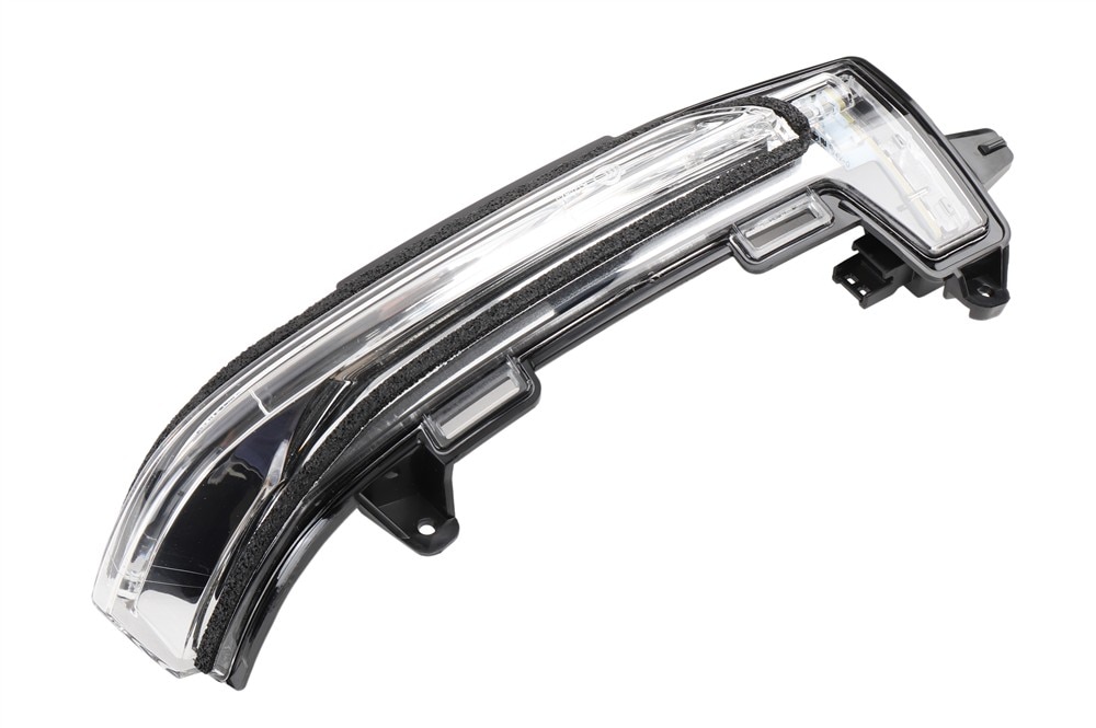 GM Genuine Parts Driver Side Door Mirror Turn Signal Lamp
