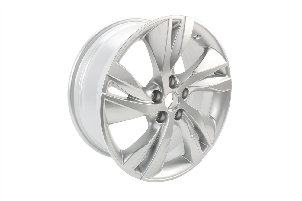 GM Genuine Parts Bright Silver Split 5-Spoke Front and Rear Wheel