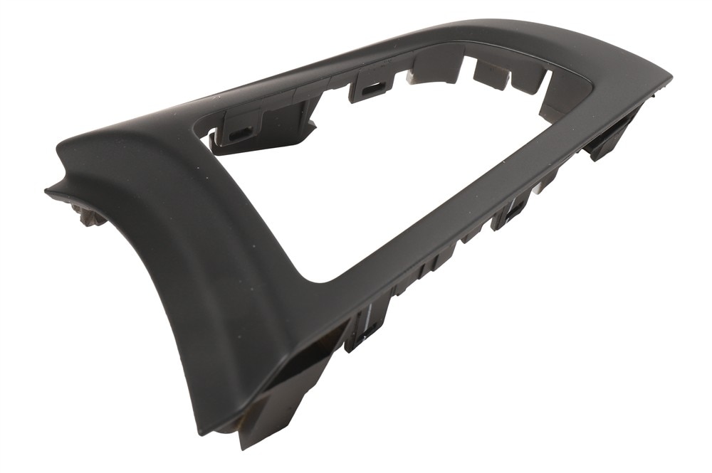 GM Genuine Parts Black Steering Wheel Spoke Cover