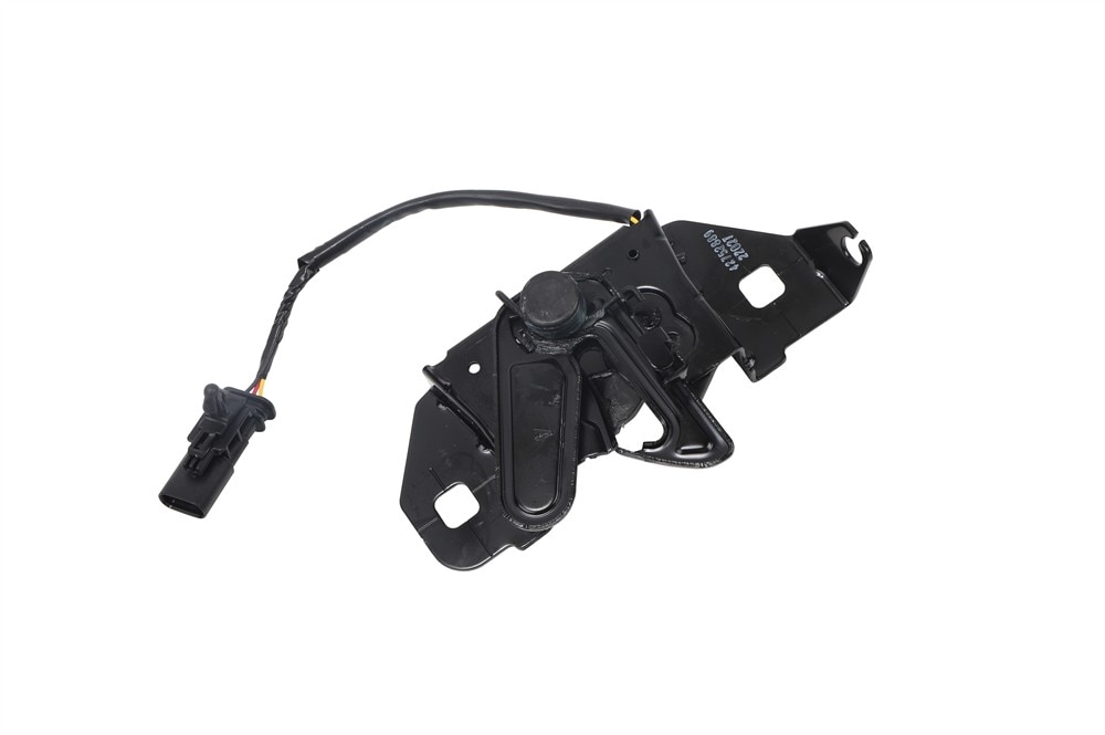 GM Genuine Parts Hood Primary and Secondary Latch