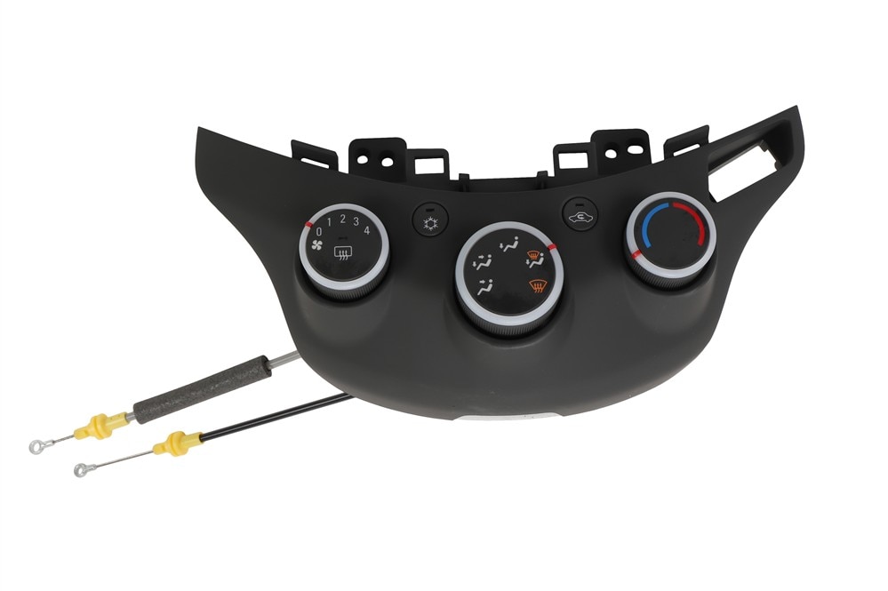 GM Genuine Parts Heater and Air Conditioning Control with Cable Control