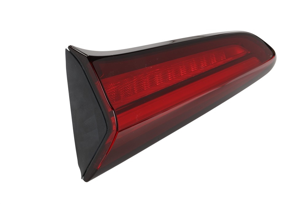 GM Genuine Parts Rear Combination Lamp