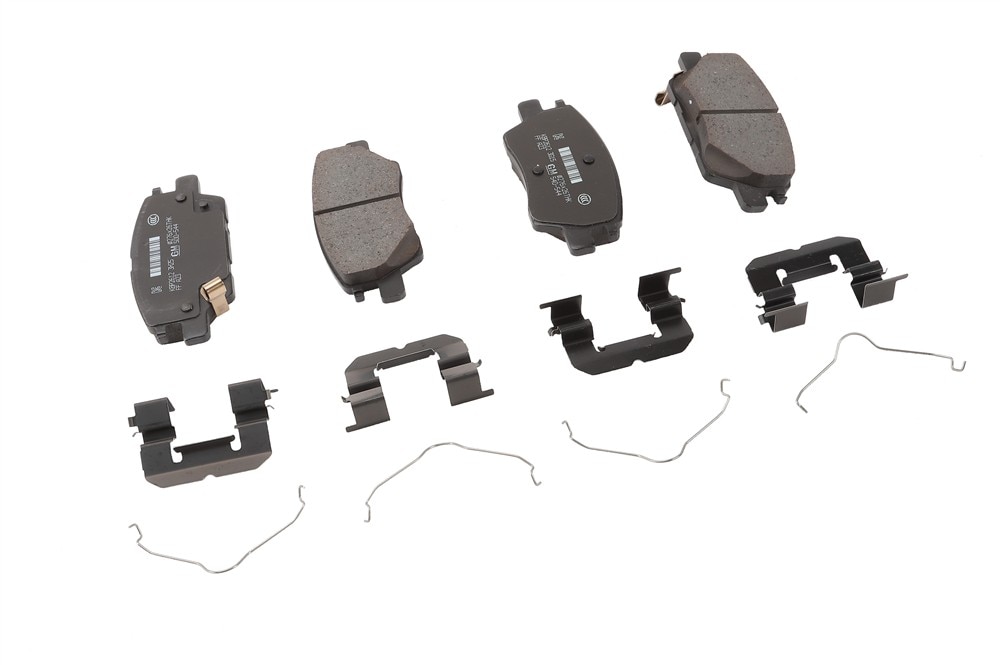 GM Genuine Parts Front Disc Brake Pad Kit
