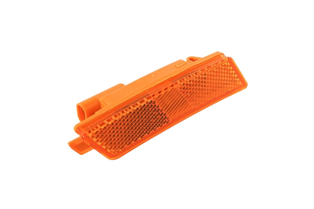 GM Genuine Parts Front Driver Side Marker Lamp