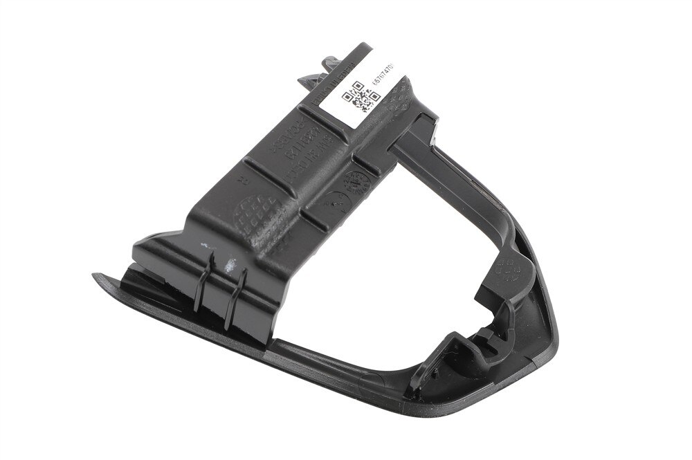 GM Genuine Parts Black Steering Wheel Trim Spoke Cover Applique (Right)