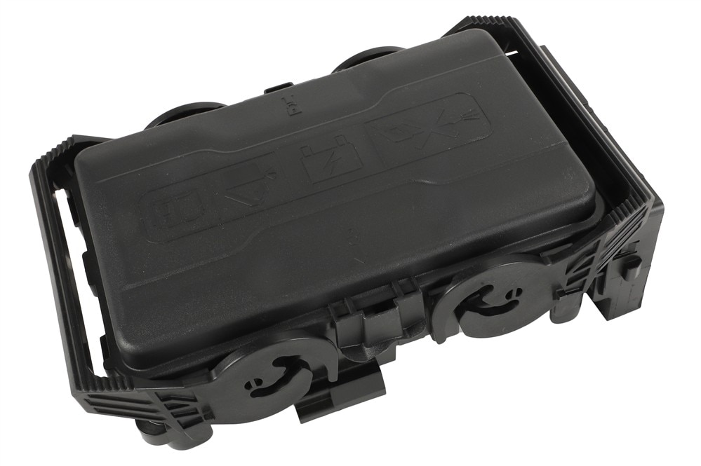 GM Genuine Parts Engine Wiring Harness Junction Block