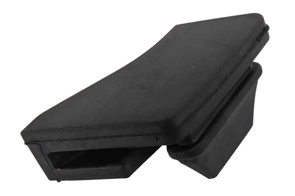 GM Genuine Parts Jet Black Luggage Shade Bumper