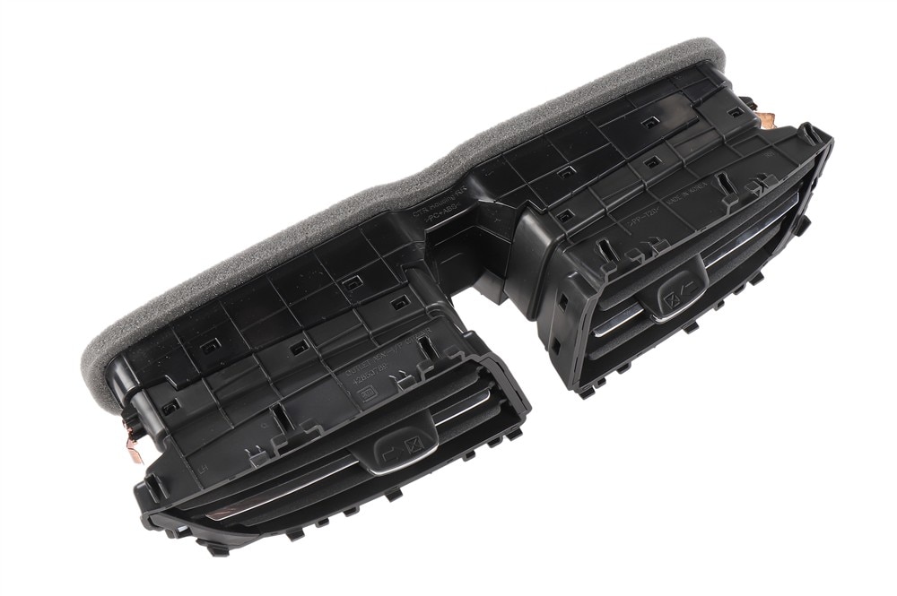 GM Genuine Parts Jet Black Instrument Panel Center Air Outlet