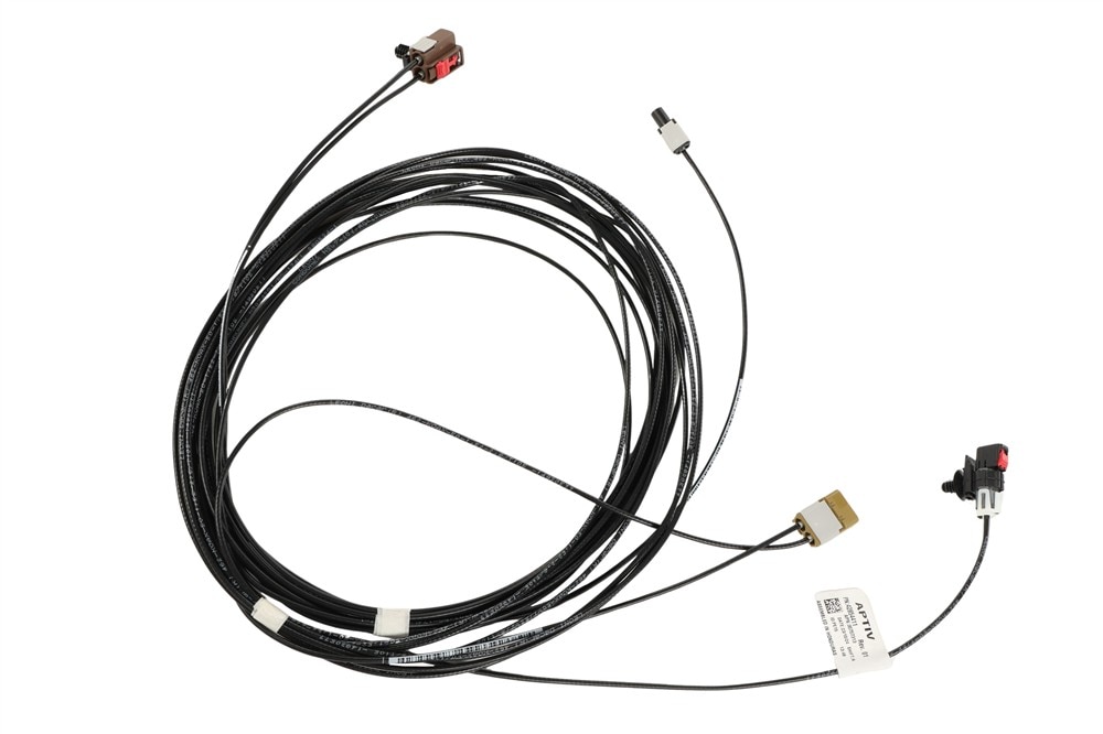 GM Genuine Parts Rearview Driver Information Camera Rear Closure Coaxial Cable