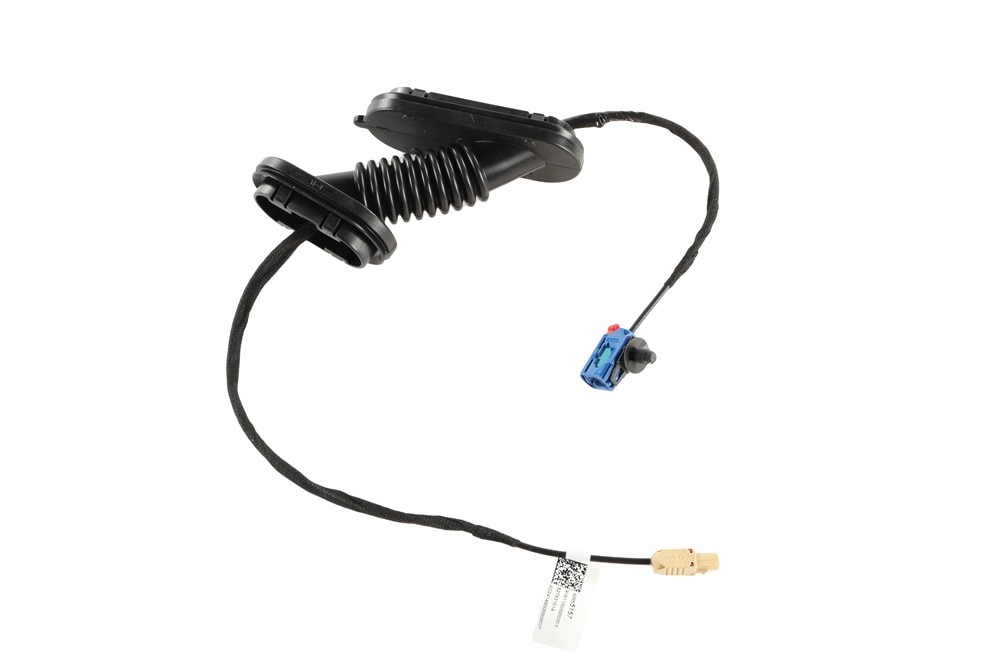 GM Genuine Parts Rearview Driver Information Camera Rear Closure Coaxial Cable
