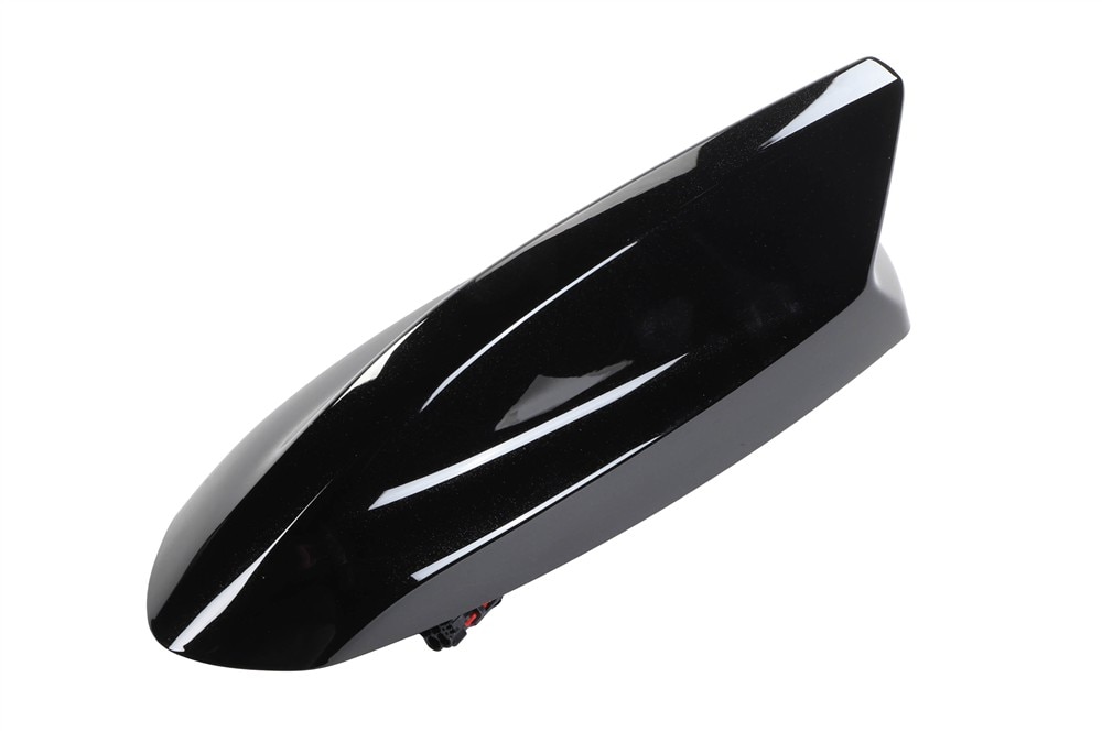 GM Genuine Parts Black Meet Kettle Metallic High Frequency Antenna