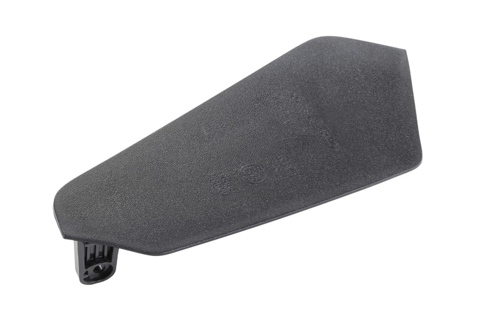 GM Genuine Parts Rear Combination Lamp Cover