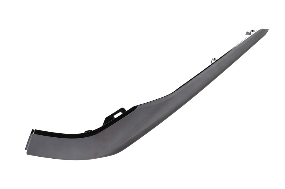GM Genuine Parts Vader Chrome Rear Passengers Side Bumper Fascia Molding
