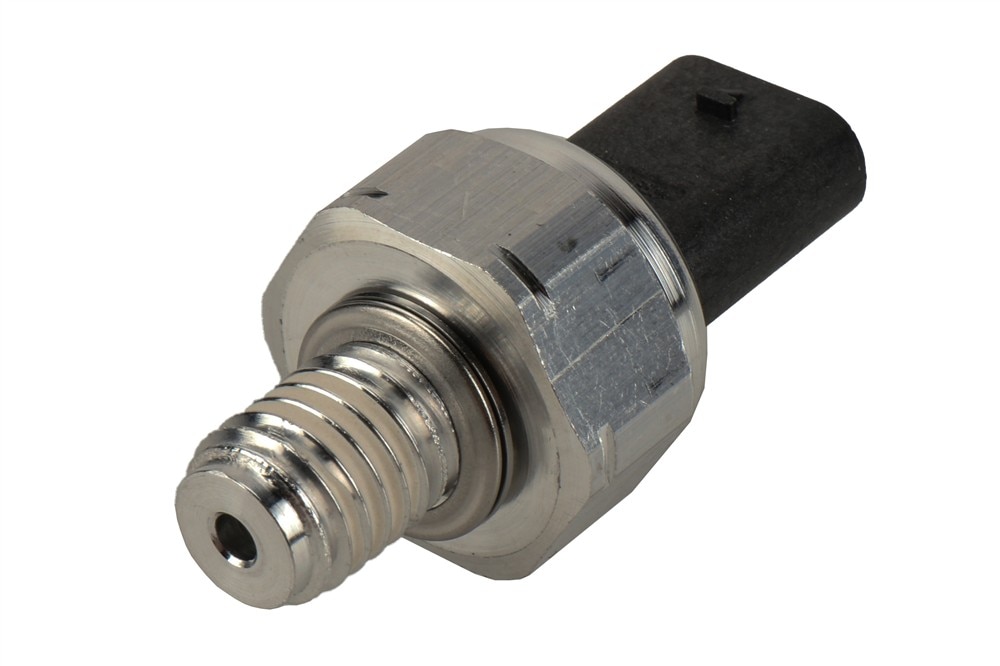 GM Genuine Parts Engine Oil Pressure Sensor