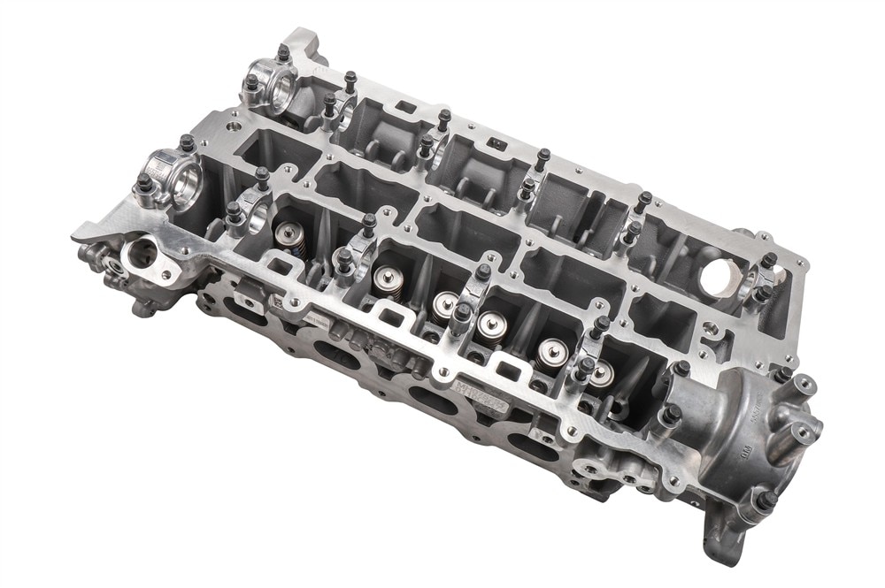 GM Genuine Parts Engine Cylinder Head