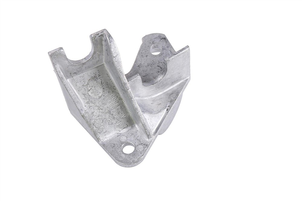 GM Genuine Parts Manual Transmission Selector and Shift Lever Cable Bracket