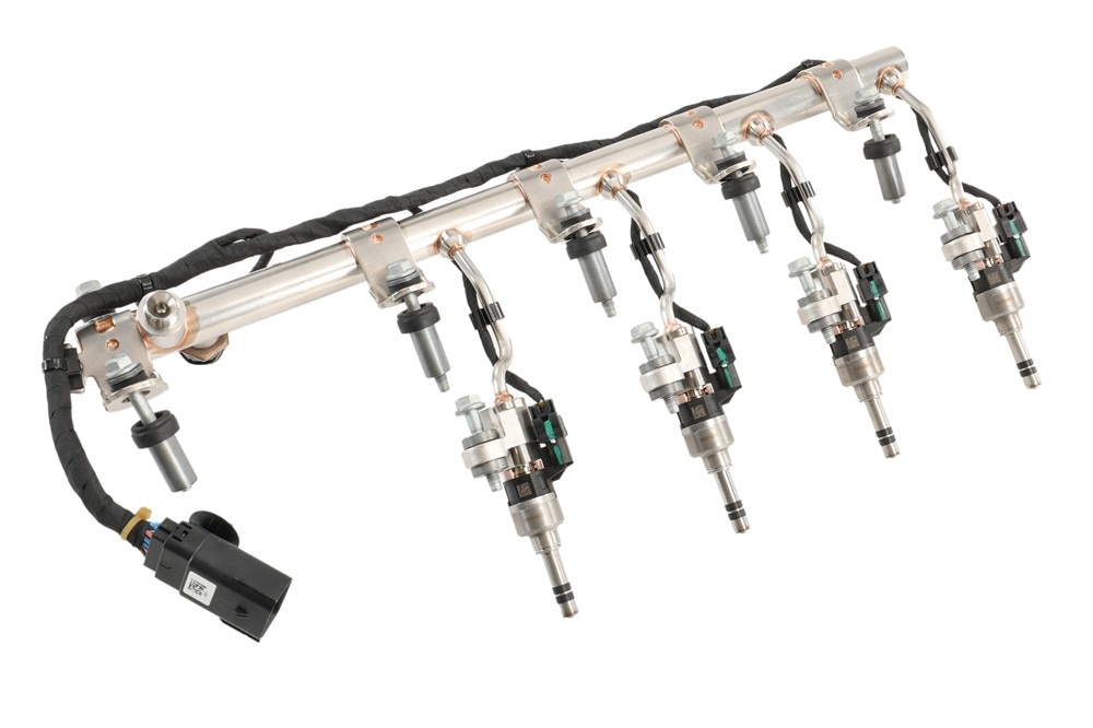 GM Genuine Parts Direct Fuel Injection Fuel Rail with Fuel Injection Wiring Harness