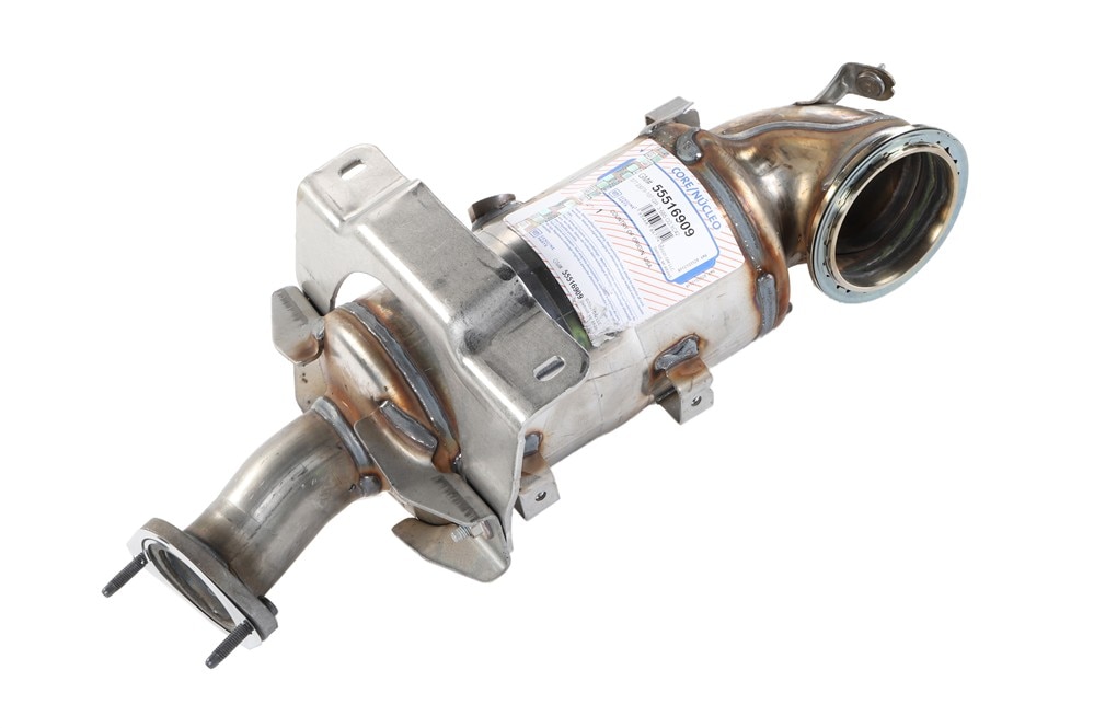 GM Genuine Parts Warm Up Three-Way Catalytic Converter