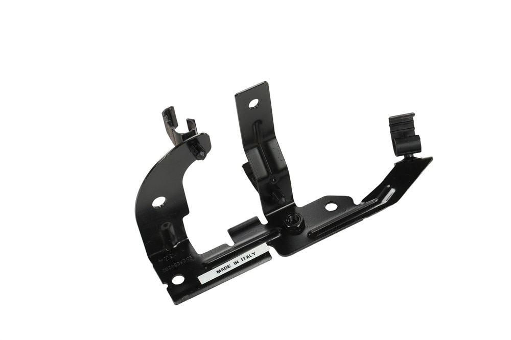 GM Genuine Parts Fuel Injection Fuel Return Pipe Bracket