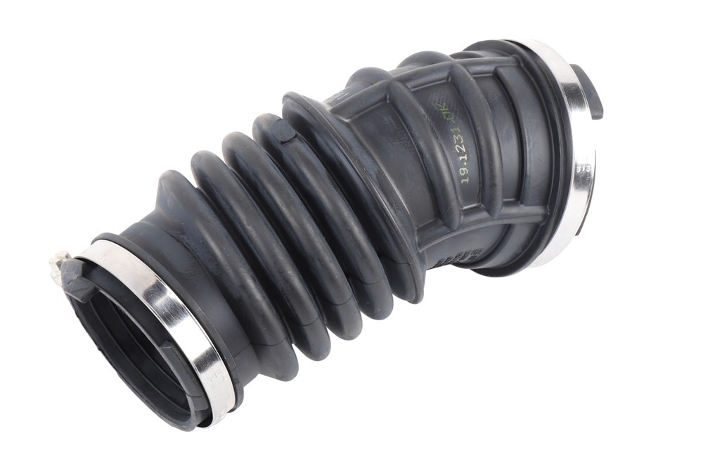 GM Genuine Parts Air Cleaner Outlet Front Duct