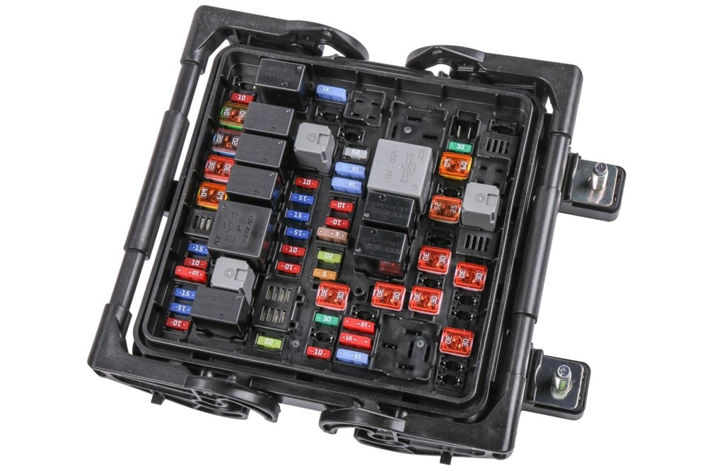 GM Genuine Parts Engine Wiring Harness Junction Block