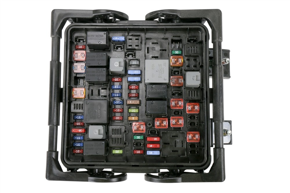 GM Genuine Parts Engine Wiring Harness Junction Block
