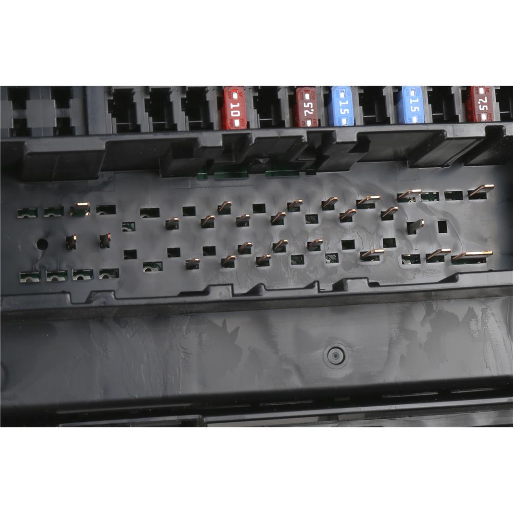 ￥１９８　ページ Mercedes-Benz Center Console Multimedia Control Switch / Knob