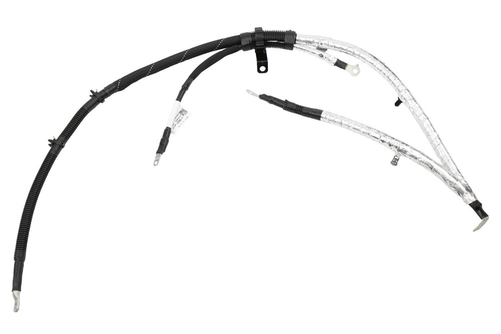 tco様 GM Genuine Parts Battery Positive and Negative Cable | 84069621