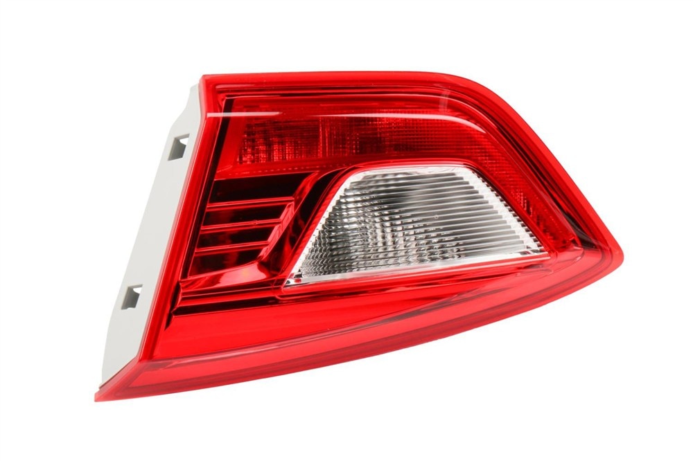GM Genuine Parts Passenger Side Rear Combination Lamp