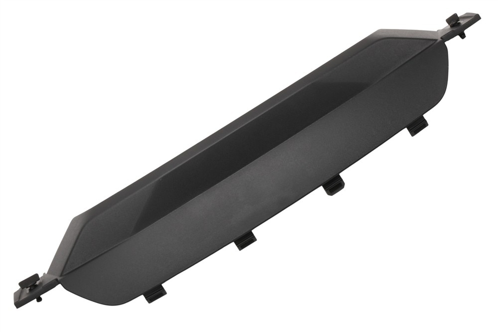 GM Genuine Parts Trailer Hitch Closeout in Black