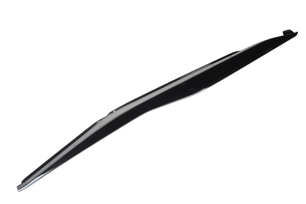GM Genuine Parts Carbon Flash Metallic Passenger Side Rocker Panel
