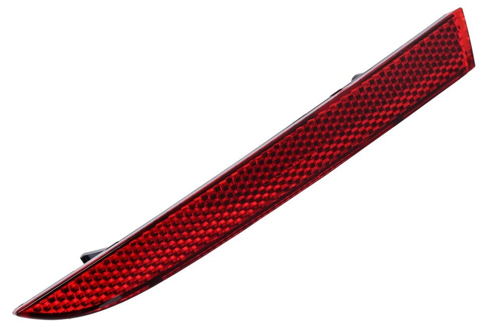 GM Genuine Parts Passenger Side Rear Bumper Reflector
