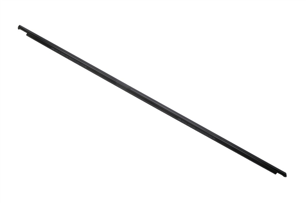 GM Genuine Parts Front Passenger Side Door Window Belt Reveal Molding