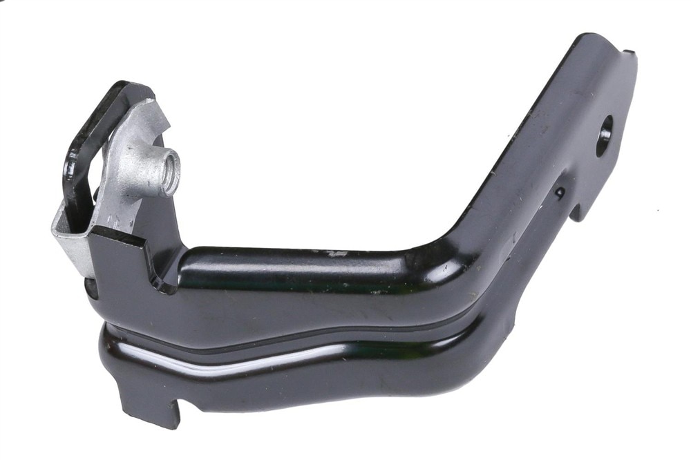 GM Genuine Parts Air Cleaner Outlet Duct Bracket