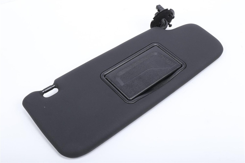 GM Genuine Parts Jet Black Passenger Side Sunshade