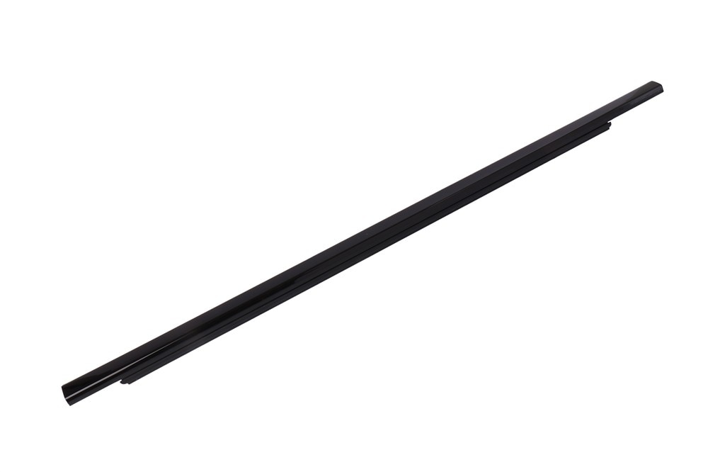 GM Genuine Parts Black Front Passenger Side Door Window Belt Reveal Molding