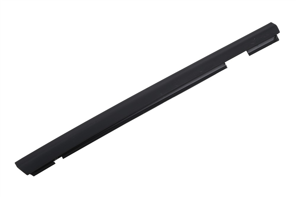 GM Genuine Parts Driver Side Quarter Window Outer Belt Sealing Strip